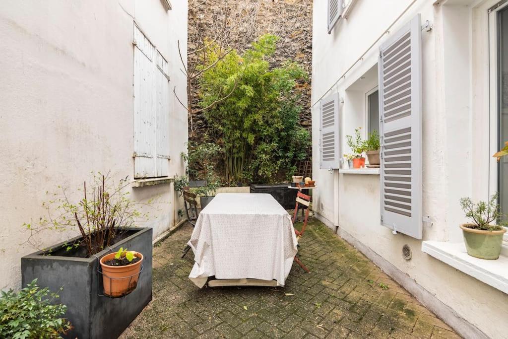 Country Home In Paris Exterior foto